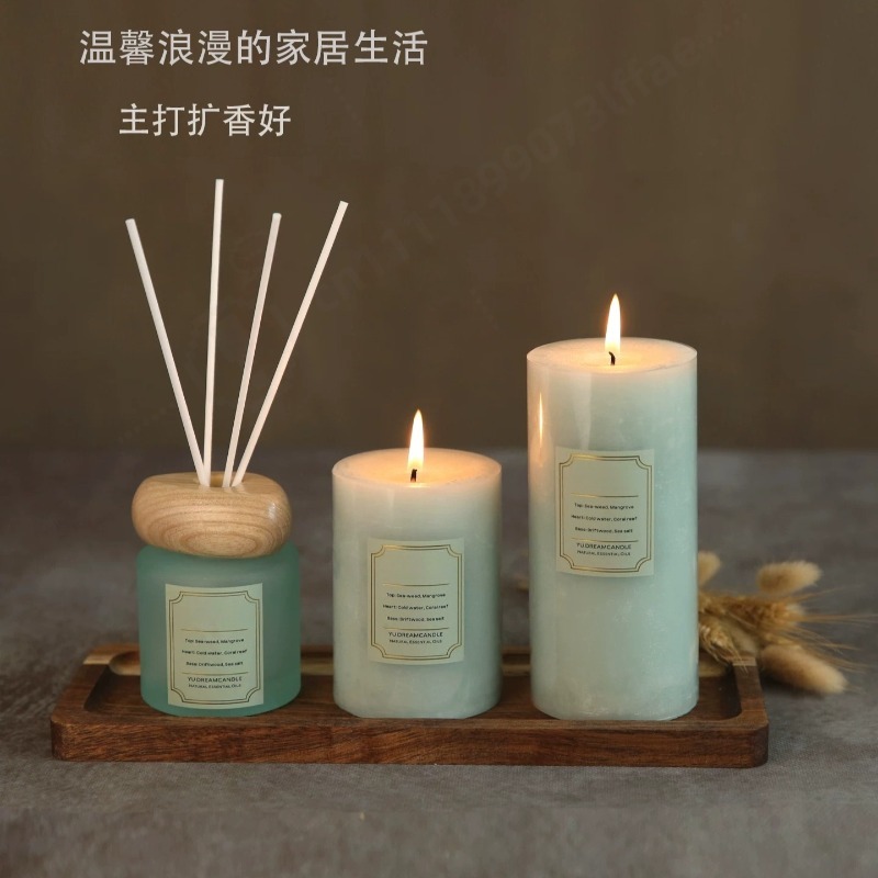 Duża szklana świeca zapachowa  – Home Fragrance Gift Box recenzja i cena